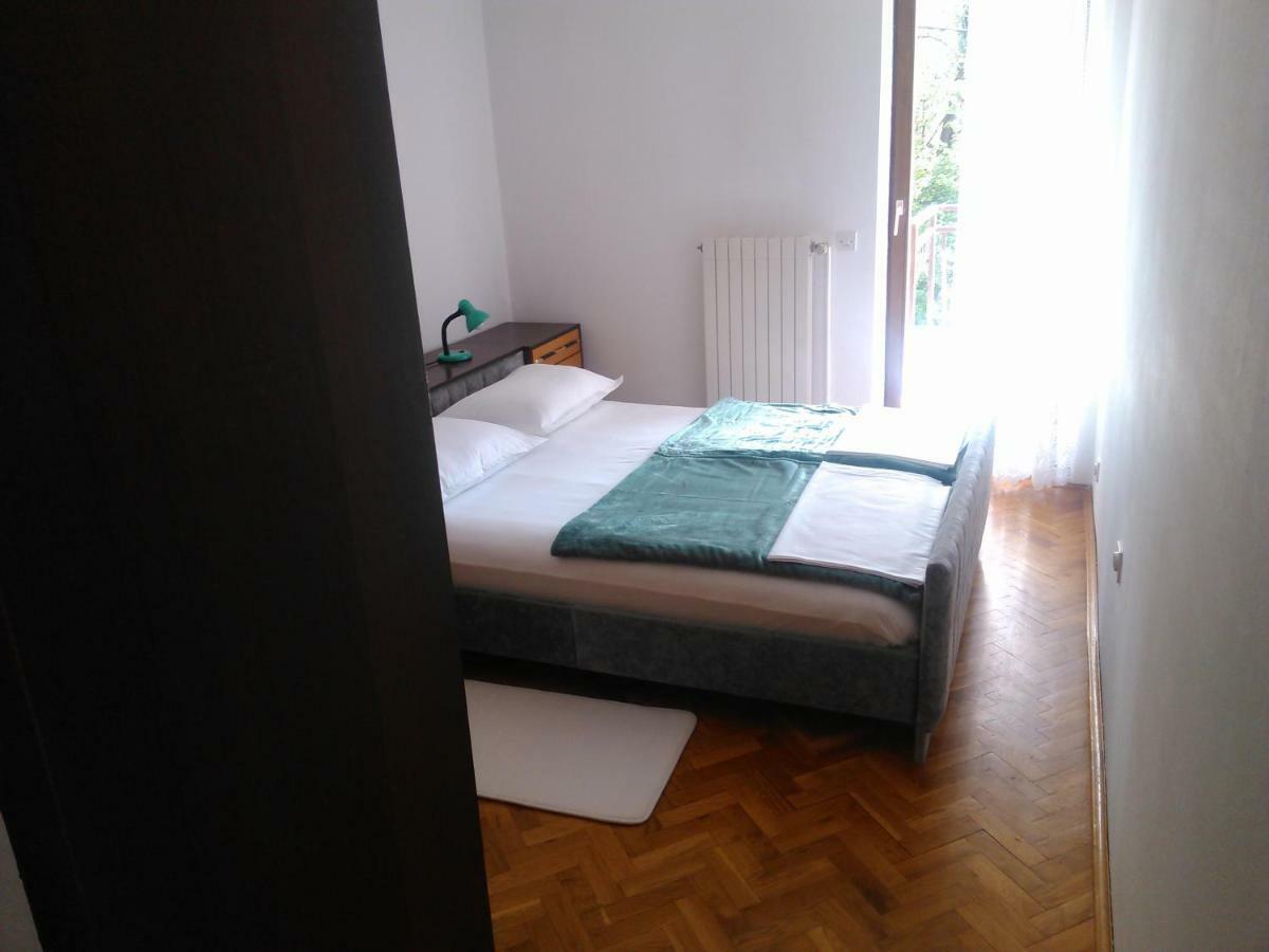 Viki Apartment Кастав Екстериор снимка
