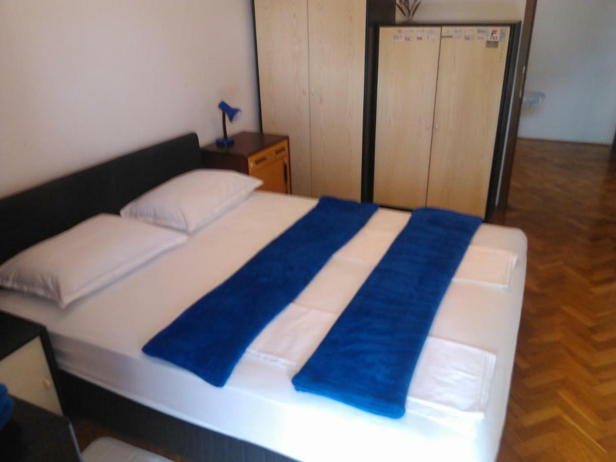 Viki Apartment Кастав Екстериор снимка