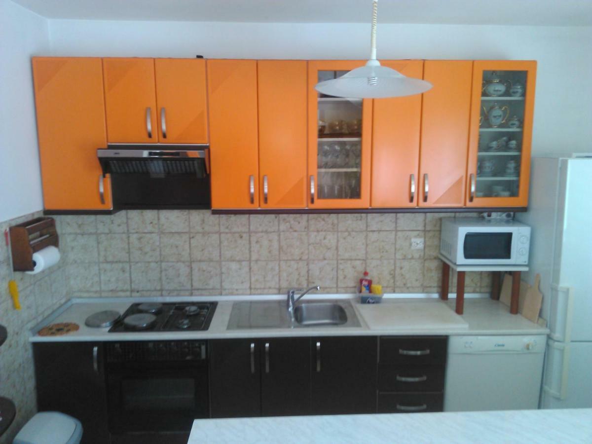 Viki Apartment Кастав Екстериор снимка