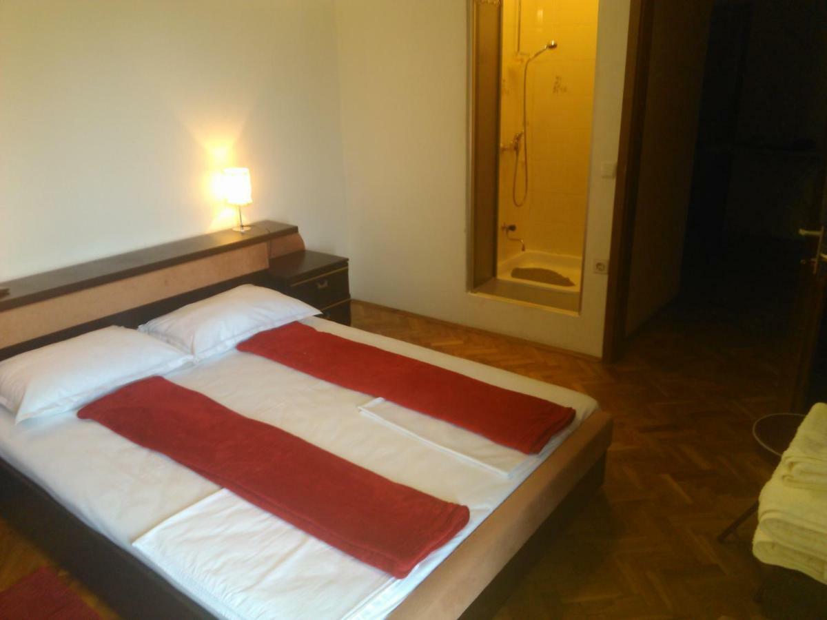 Viki Apartment Кастав Екстериор снимка