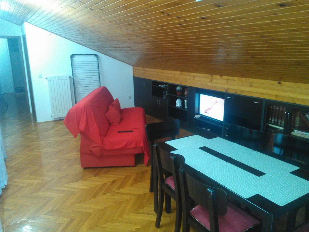 Viki Apartment Кастав Екстериор снимка